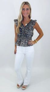 HR Scissor Cut Flare (white)